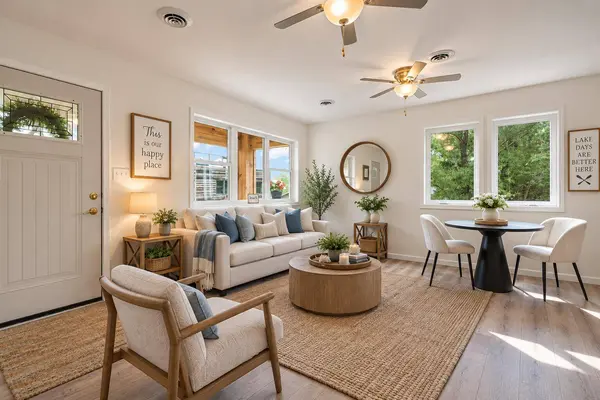 44 W Vick Tree LN, Valparaiso, IN 46385