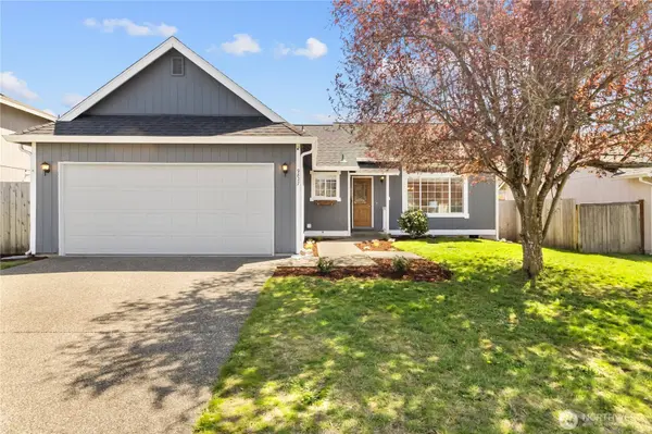 9827 Donovan CT SE, Yelm, WA 98597
