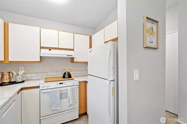 1101 37th ST SE #103, Auburn, WA 98002