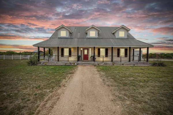 1283 Rattlesnake TRL, Burnet, TX 78611