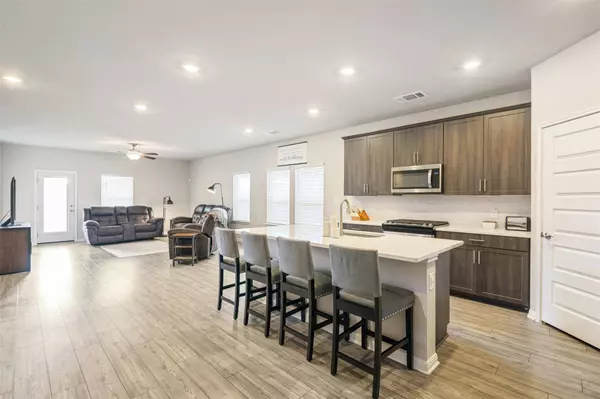 10310 Mager LN, Hutto, TX 78634