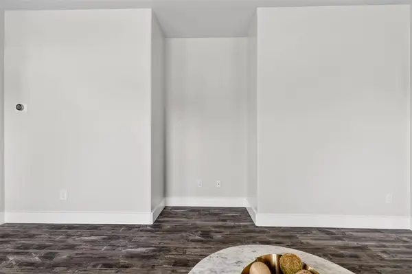 300 Wimberley ST, Hutto, TX 78634