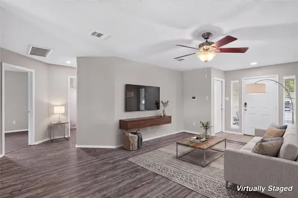 313 Wimberley ST, Hutto, TX 78634