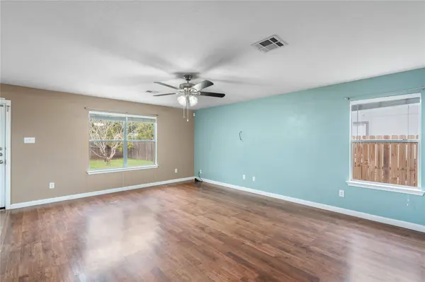 2609 Jason DR, Taylor, TX 76574
