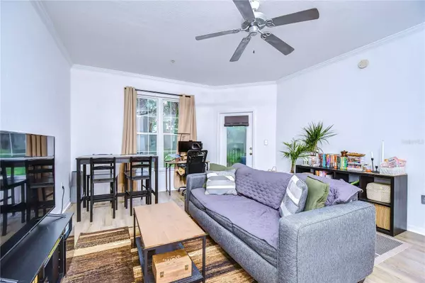 10021 COURTNEY PALMS BLVD #103, Tampa, FL 33619