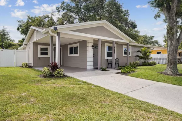 2044 BALFOUR CIR, Tampa, FL 33619