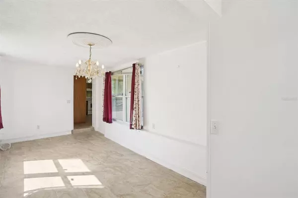 7544 37TH AVE N, St Petersburg, FL 33710