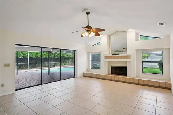 1604 PALACE CT, Valrico, FL 33594