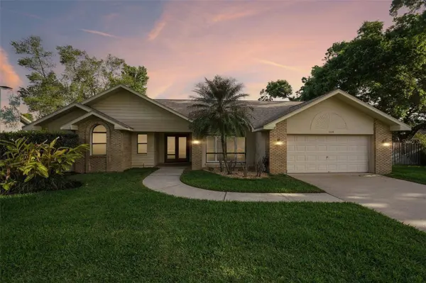 1604 PALACE CT, Valrico, FL 33594