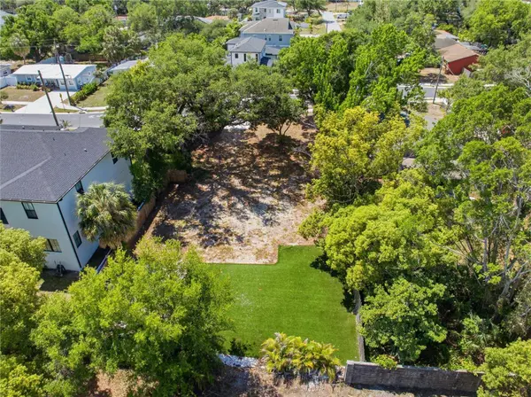 2929 W AVERILL AVE, Tampa, FL 33611
