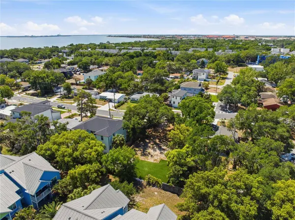 2929 W AVERILL AVE, Tampa, FL 33611