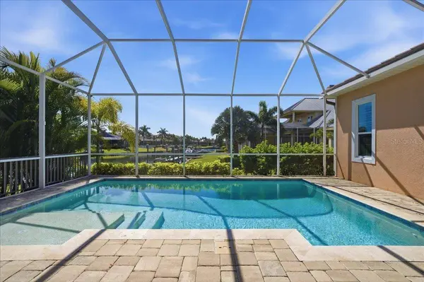 5303 FISHERSOUND LN, Apollo Beach, FL 33572