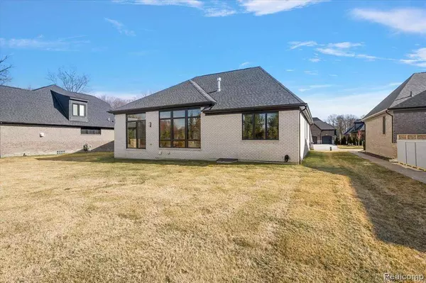 14201 JODE PARK Court, Shelby Twp, MI 48315