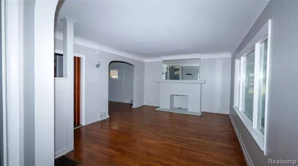 1671 W Buena Vista Street, Detroit, MI 48238