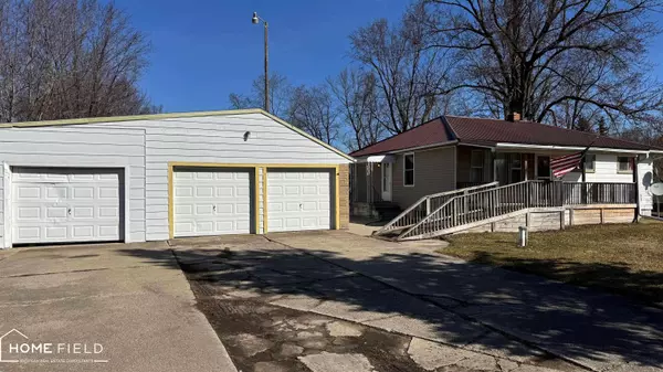 11973 E Brooks Road, Lennon, MI 48449