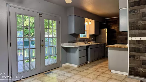 713 Wiltshire Drive, Owosso, MI 48867