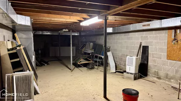 822 W Main Street, Owosso, MI 48867