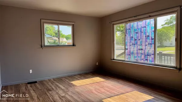 713 Wiltshire Drive, Owosso, MI 48867