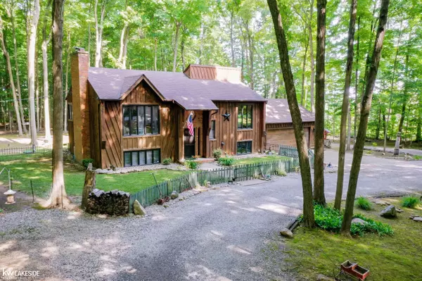 4675 S Byron Road, Durand, MI 48429