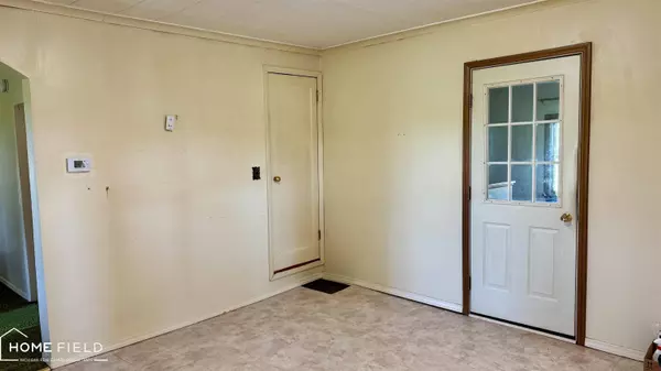 9487 Juddville Road, Corunna, MI 48817