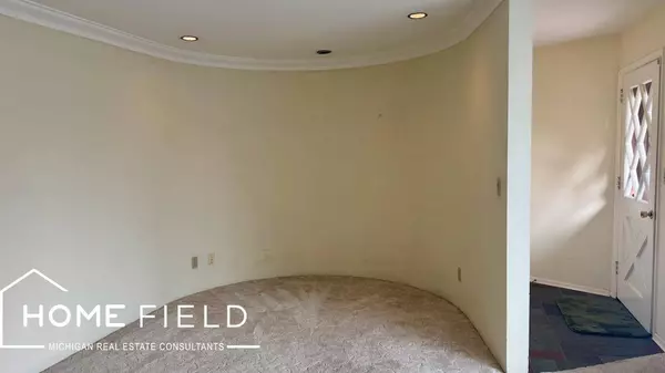 608 Ridgeview Drive, Corunna, MI 48817