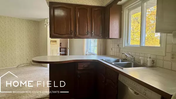 608 Ridgeview Drive, Corunna, MI 48817