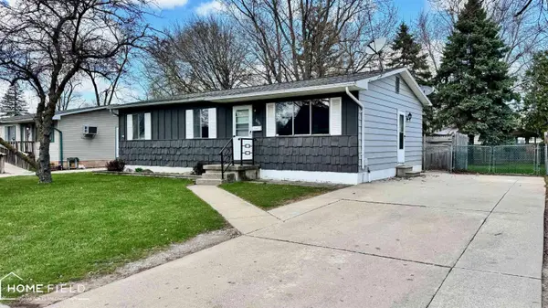 616 W Stewart Street, Owosso, MI 48867