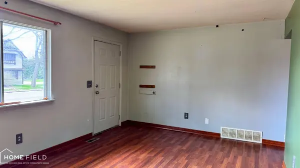 616 W Stewart Street, Owosso, MI 48867