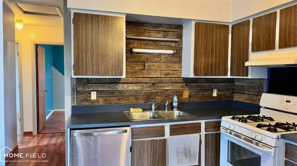 616 W Stewart Street, Owosso, MI 48867