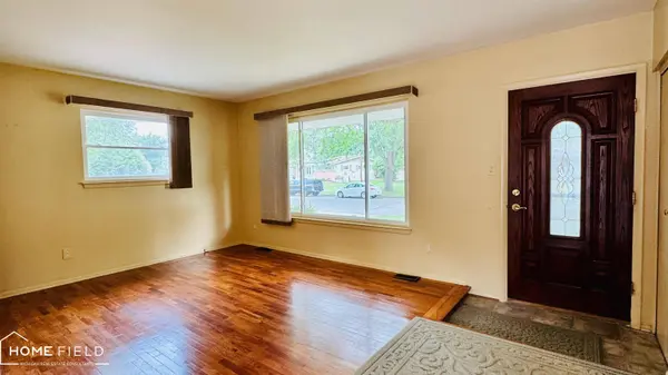 805 Huntington Drive, Owosso, MI 48867