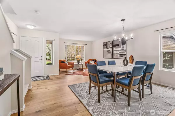 22514 NE 96th ST, Redmond, WA 98053