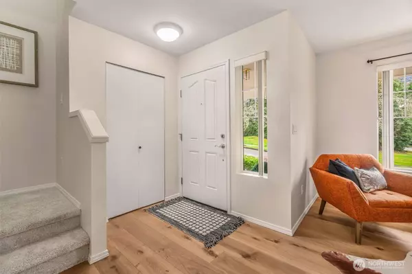 22514 NE 96th ST, Redmond, WA 98053