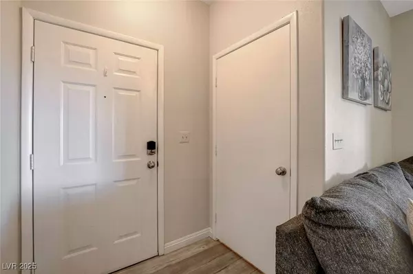 9050 W Warm Springs RD #1074, Las Vegas, NV 89148