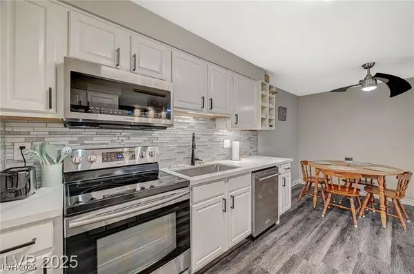 2451 N Rainbow BLVD #2076, Las Vegas, NV 89108