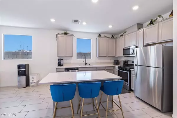 2211 Taylor Ranch AVE, North Las Vegas, NV 89086