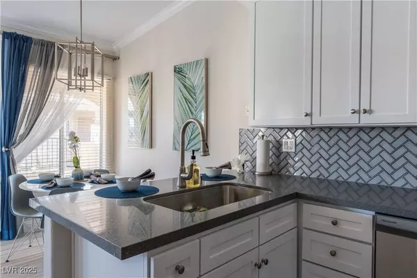 4400 S Jones BLVD #2066, Las Vegas, NV 89103