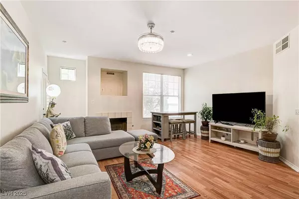 5855 Valley DR #2060, North Las Vegas, NV 89031