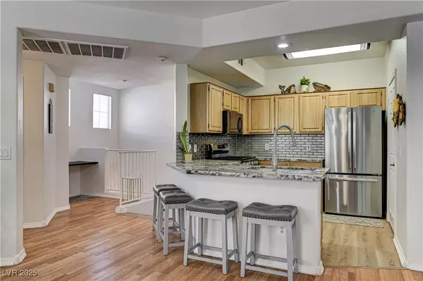 5855 Valley DR #2060, North Las Vegas, NV 89031