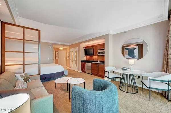 135 E Harmon AVE #817, Las Vegas, NV 89109