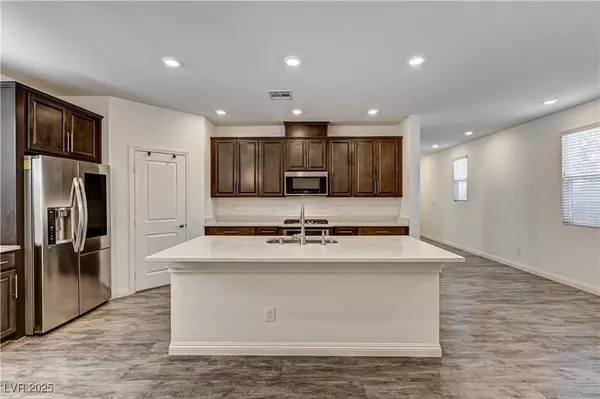 5544 Jinsha River ST, Las Vegas, NV 89148