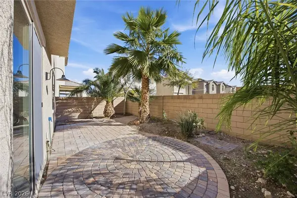 10518 Mann ST, Las Vegas, NV 89141