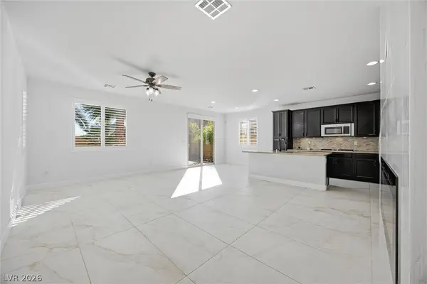 10518 Mann ST, Las Vegas, NV 89141