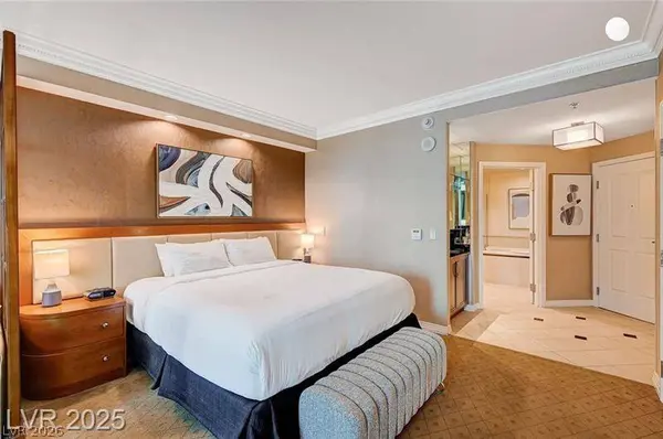 135 E Harmon AVE #817, Las Vegas, NV 89109