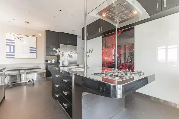 240 Riverside Blvd #PH-1, New York, NY 10069-0011