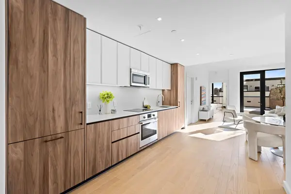 237 Brunswick St #4F, Jersey City, NJ 07302-1519