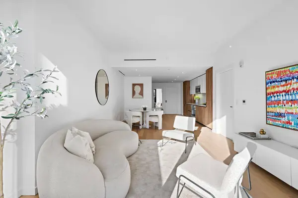 237 Brunswick St #4F, Jersey City, NJ 07302-1519