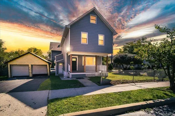 11 Maple ST