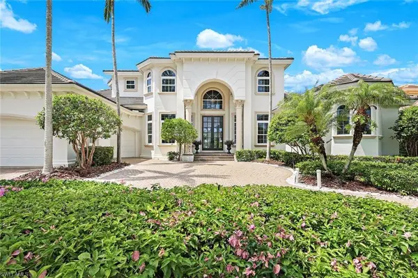 384 Mooring Line DR, Naples, FL 34102
