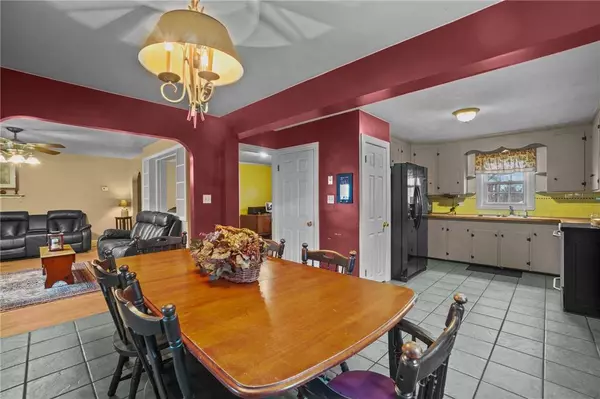 333 Sayles AVE, Burrillville, RI 02859