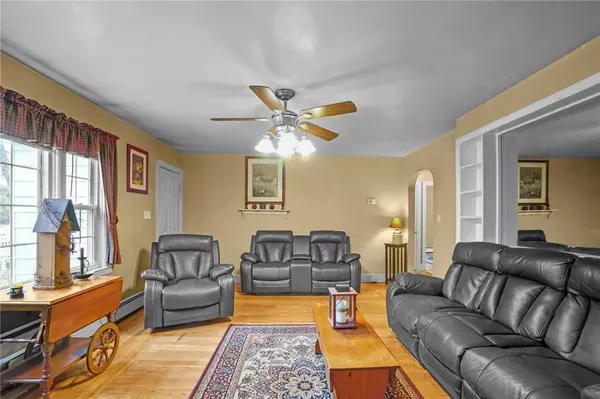 333 Sayles AVE, Burrillville, RI 02859